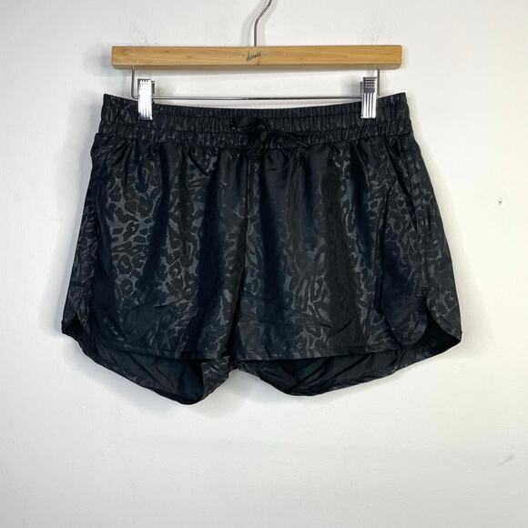 Zyia Active Black Leopard Print Bomber Workout Training Shorts womens L new nwt - Picture 3 of 15